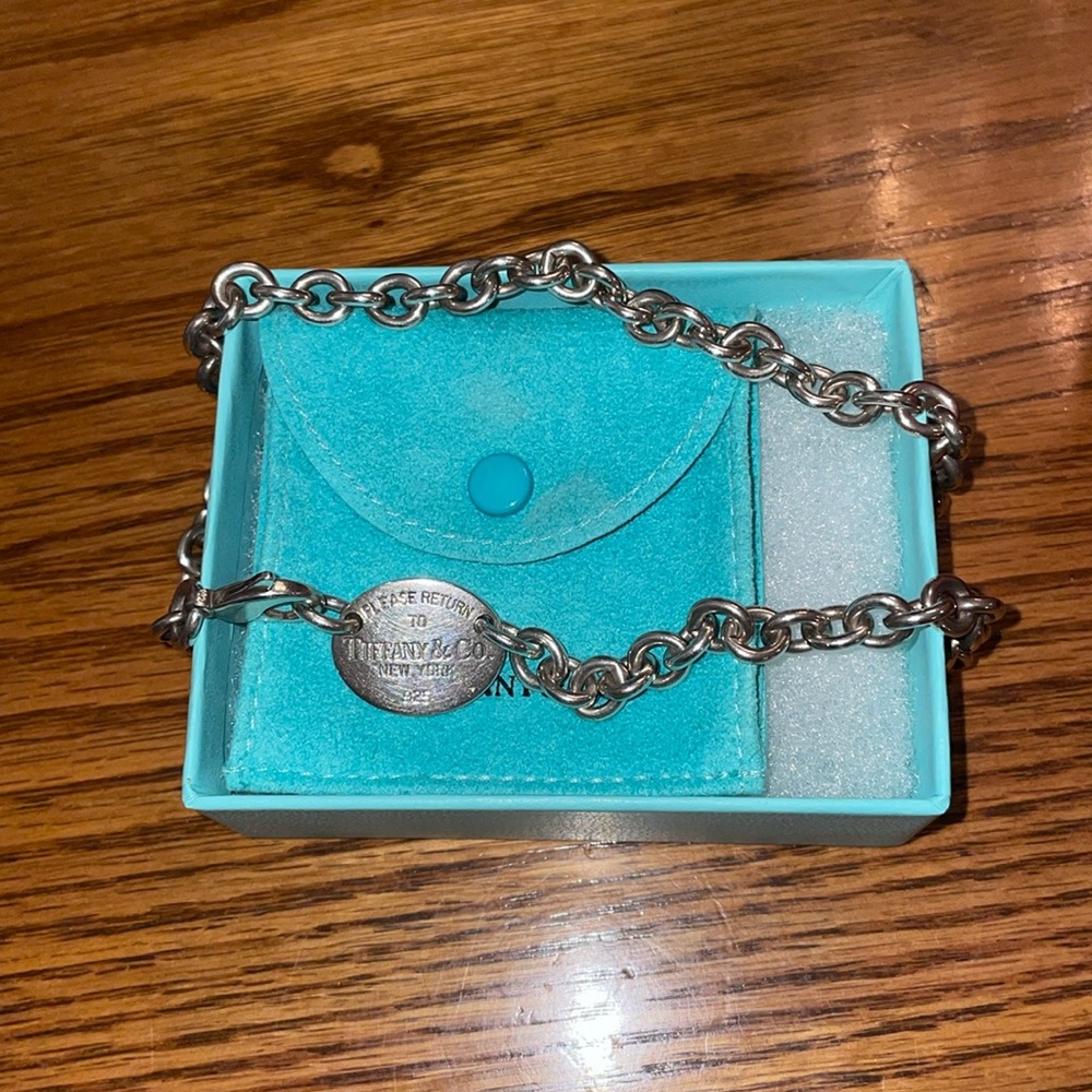 Tiffany & Co. Oval Tag Chain Necklace